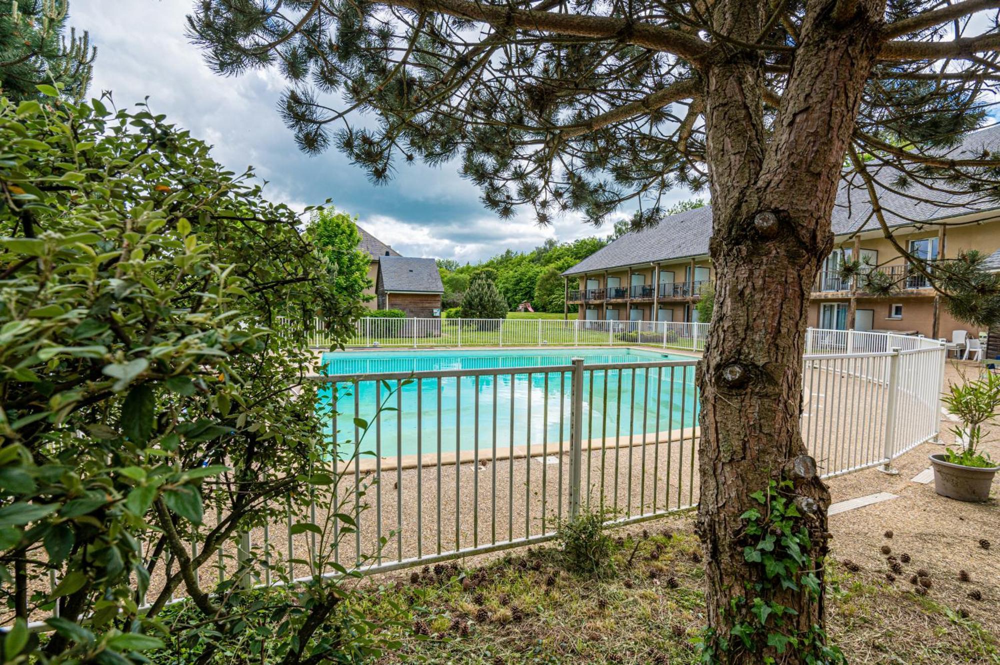 Appartement Cosy 5 Mins Honfleur Piscine Terrasse Экемовиль Экстерьер фото